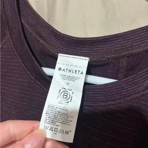 Athleta T-shirt thumbnail 2