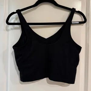black athletic tank top Size M thumbnail 3