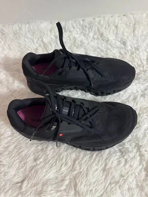 On Running Cloudstratus Black Women's Running Sneakers Size 9 thumbnail 5