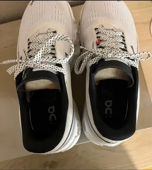  On Cloudmonster shoes thumbnail 5