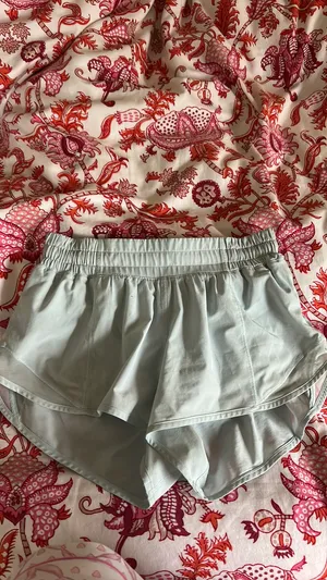 Lululemon Hotty Hot 2.5" thumbnail 5