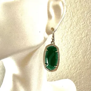 Kendra Scott Dani earrings in gold and emerald cat's eye thumbnail 4