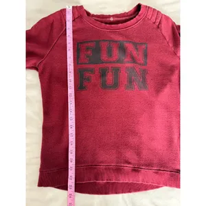Sunrise E Company SRL Burgundy FUN FUN Graphic Sweatshirt Moto Shoulder Large thumbnail 6
