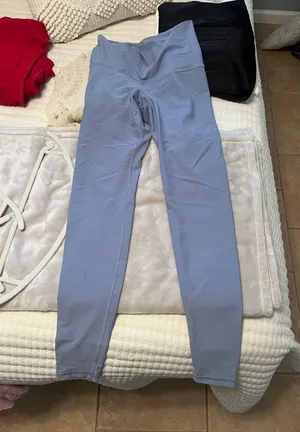 Old Navy Active Leggings thumbnail 1