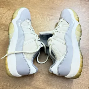Nike Air Jordan 11 Retro Cement Grey Mens Size 9.5 US Sneakers Shoes thumbnail 3