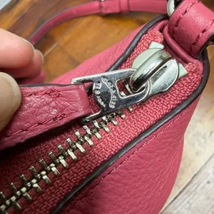 Coach Kelsey Fuschia Pink Leather Tote/Crossbody Bag With Zipper Closure thumbnail 8