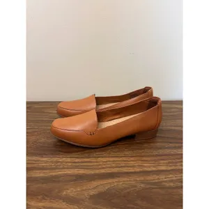 Clarks Artisan Tan Leather Square Toe Loafers Size 8.5 W Wide 261819605080 thumbnail 5