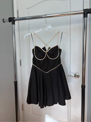 Black Gameday Dress Size L thumbnail 3