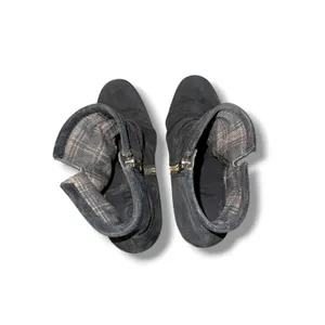 Born Aire Ankle Booties 5.5 Black Suede Slouchy Pointed Toe Stacked Heel Zip‎ thumbnail 9