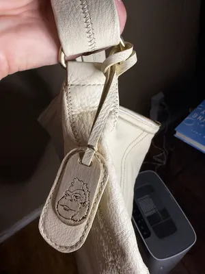Kipling Luxury Collection White Pebbled Leather Hobo Shoulder Bag w/ Stitching thumbnail 6