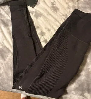 Lululemon Keep The Heat Thermal Tight 28” thumbnail 1