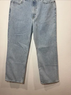Abercrombie & Fitch Light Wash The 90s Relaxed Jeans High rise size 30 / 10 thumbnail 3