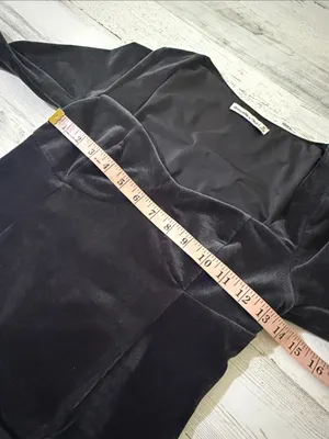 Abercrombie & Fitch Black Velvet Long-Sleeve Sweetheart Top Size Medium thumbnail 8