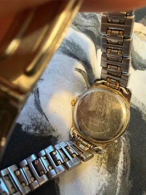 Vintage Fossil F2 Women’s Two-Toned Watch AM-3014 thumbnail 4