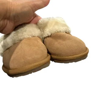 Minnetonka Tan Cream Mules Suede Leather Comfy Slippers 6 thumbnail 5