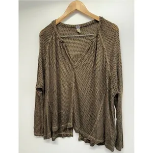 Free People We The Free Olive Green‎ Waffle Knit Split Back Thermal Top XS thumbnail 5