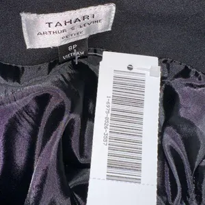 Tahari Black Skirt thumbnail 3
