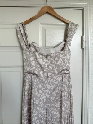 Birdy Grey Mia Dress Matte Satin Almond Dreamy Floral Maxi M White Pearl Gray thumbnail 11