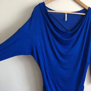 Royal blue top thumbnail 2