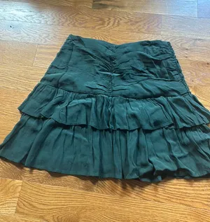 Zara skirt thumbnail 1