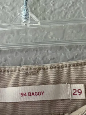 Levi’s ’94 Baggy Cargo Pants Size 29 Khaki Tan Mid Rise Straight Leg Y2K Utility thumbnail 6