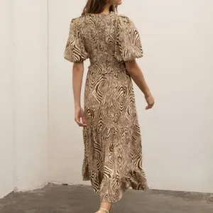 MOON RIVER Smocked Puff Sleeve Midi Dress thumbnail 3