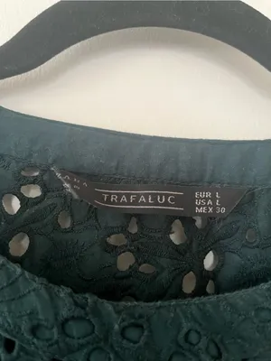 Zara Green Eyelet Tunic Top Large Dark Green Embroidered Cottagecore Forest thumbnail 2