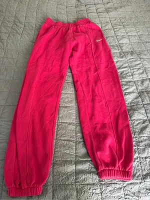Nike Sportswear Hot Pink Women’s sweatpants Women’s XS thumbnail 1