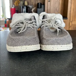 HEYDUDE Britt Mid Grey Faux Fur Slip On Boot‎ thumbnail 2