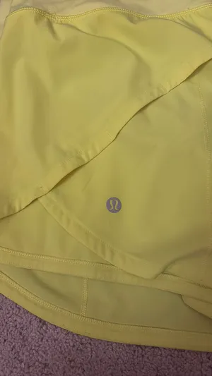 Lululemon speed up 4in shorts mid rise thumbnail 2