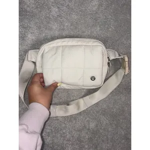 Lululemon Quilted Grid Belt Bag Hand Warmer 1.5L White Opal thumbnail 5