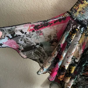 Dor Dor Couture Multicolor Abstract Sheer Mesh Hankerchief Hem Long Bell SleeveM thumbnail 9