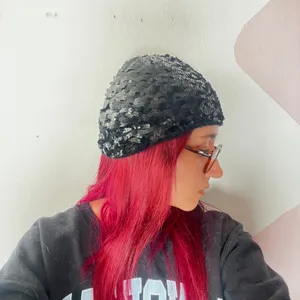 Juicy Couture Sequin Hat Vintage Y2K 2000s 100% Merino‎ Wool thumbnail 2