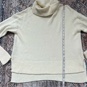 ANTHROPOLOGIE Blair Slouchy Turtle Neck Sweater in Cream Off White Size Medium thumbnail 9