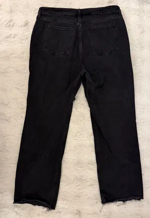 Abercrombie Relaxed High-Rise Jeans thumbnail 3