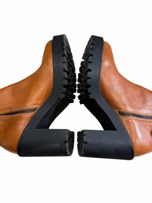 Paruolo Women’s Leather Ankle Boots Sz 39 Brown Lug Sole Block Heel Zip Booties thumbnail 6