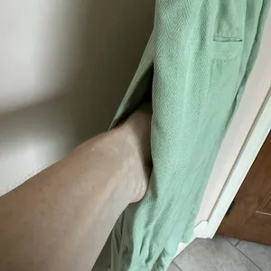 Silk Tommy Bahama Capri Pants Women's Med Macha Green Drawstring Pockets Lagen thumbnail 4