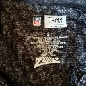 Carolina Panthers Sweatshirt Hoodie Women Sz Small NFL Gameday Charcoal Gray thumbnail 7