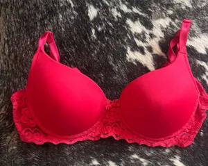 Hot Pink Lace Bra Victoria's Secret thumbnail 1