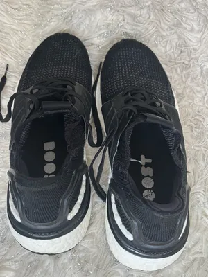 Adidas Ultraboost Black/White Women’s Knit Running Sneakers Size US 8.5 UK7 thumbnail 9