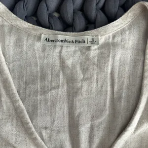 Abercrombie & Fitch Tie-Front Top thumbnail 7