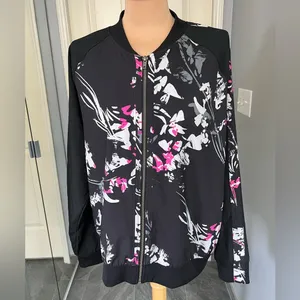 Fabletics Bev Bomber Jacket Size XXL Floral Print Black Zip Up‎ Athleisure Sport thumbnail 3