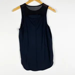 Lululemon Women's Sculpt Mesh Cut Out Sleeveless Athletic Tank Top Black M thumbnail 1