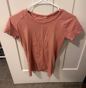 Amazon workout top Pink Size M thumbnail 1