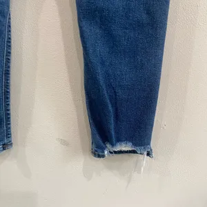 American Eagle‎ Stretch Mom Jean Distressed Knees Size 4 thumbnail 3