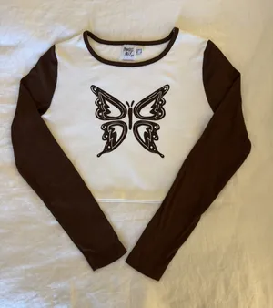 Brown Long Sleeve Graphic Tee thumbnail 1