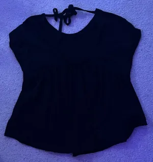 American Eagle Back Cut-Out Top thumbnail 1