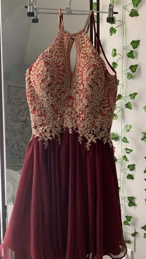 Dave and Johnny Short Prom Dress thumbnail 1