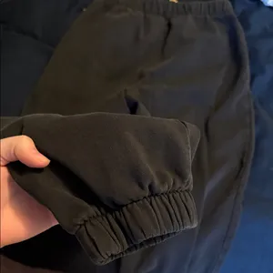 Brandy Melville Black Sweatpants with Pink 'New York' Logo thumbnail 4