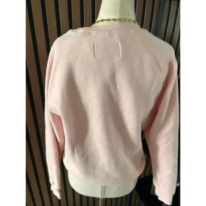 UGG Madeline Sweatshirt Womens extra Small Ashen Rose Fuzzy Logo Crewneck Sweate thumbnail 3